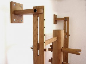 Perfekte Verarbeitung und solide Konstruktion beim Holzpuppen-Modell Ip Man